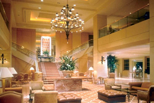 Emerald_hotel.jpg